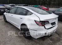 2023 Tesla Model 3 фото