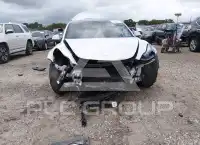 2023 Tesla Model 3 фото