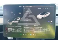 2023 Tesla Model 3 фото