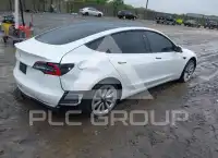 2023 Tesla Model 3 фото