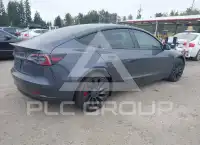 2023 Tesla Model 3 фото