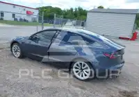2023 Tesla Model 3 фото