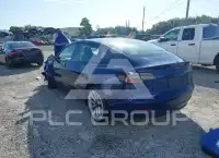 2023 Tesla Model 3 фото