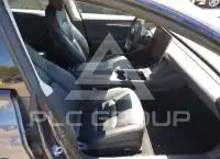 2023 Tesla Model 3 фото