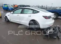 2023 Tesla Model 3 фото