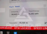 2023 Tesla Model 3 фото