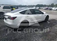 2023 Tesla Model 3 фото