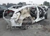 2023 Tesla Model 3 фото