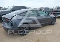 2023 Tesla Model 3 photo