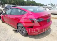 2023 Tesla Model 3 фото