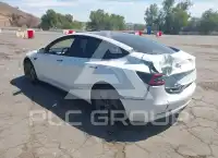 2023 Tesla Model 3 фото