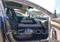 2023 Tesla Model 3 фото