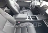 2023 Tesla Model 3 фото