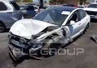 2023 Tesla Model 3 фото