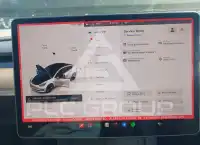 2023 Tesla Model 3 фото