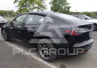 2023 Tesla Model 3 фото