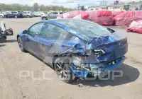 2023 Tesla Model 3 фото