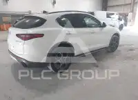 2023 Alfa Romeo Stelvio фото