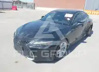 2023 Lexus IS300 фото