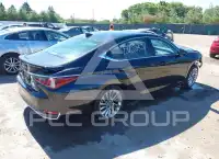 2023 Lexus ES300 фото