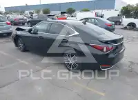 2023 Lexus ES300 photo