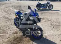 2023 Yamaha YZFR3 фото
