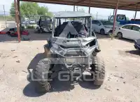 2023 Can-AM COMMANDER photo