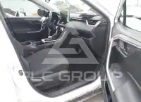 2023 Toyota RAV4 фото