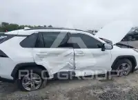 2023 Toyota RAV4 фото