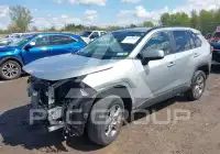 2023 Toyota RAV4 фото