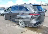 2023 Toyota SIENNA фото