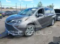 2023 Toyota SIENNA фото