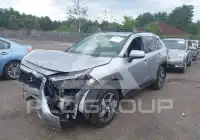 2023 Toyota RAV4 фото