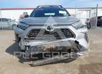 2023 Toyota RAV4 фото