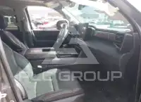 2023 Toyota SEQUOIA фото
