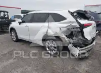 2023 Toyota Highlander фото