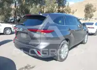 2023 Toyota Highlander фото