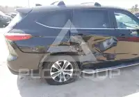 2023 Toyota Highlander photo