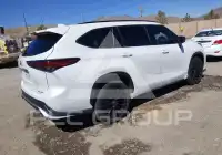 2023 Toyota Highlander фото