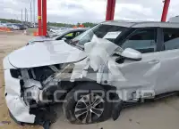 2023 Toyota Highlander фото