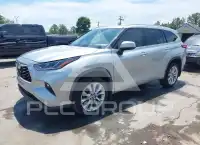 2023 Toyota Highlander фото