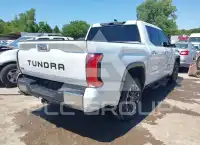 2023 Toyota TUNDRA фото