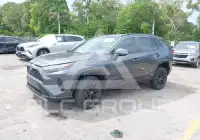 2023 Toyota RAV4 фото