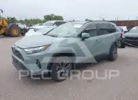 2023 Toyota RAV4 фото