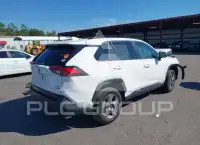 2023 Toyota RAV4 фото