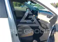 2023 Toyota RAV4 фото