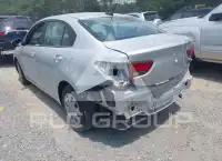 2023 KIA Rio фото