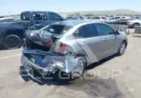 2023 KIA Rio фото