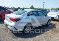2023 KIA Rio фото