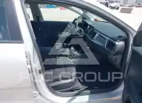 2023 KIA Rio фото